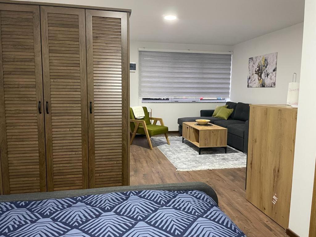 Damade Apartments Яйце Экстерьер фото