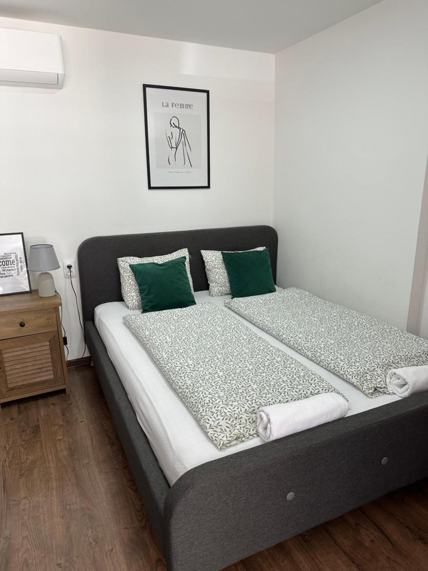 Damade Apartments Яйце Экстерьер фото